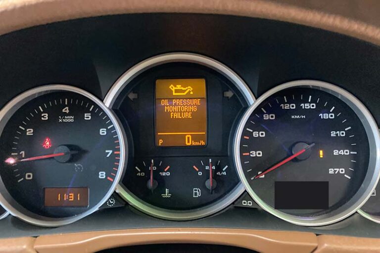 ポルシェ 957 カイエン オイルランプ 警告灯 点灯 原因 点検 修理 ポルシェ整備ファクトリー スタッフブログ マーキーズ 東京